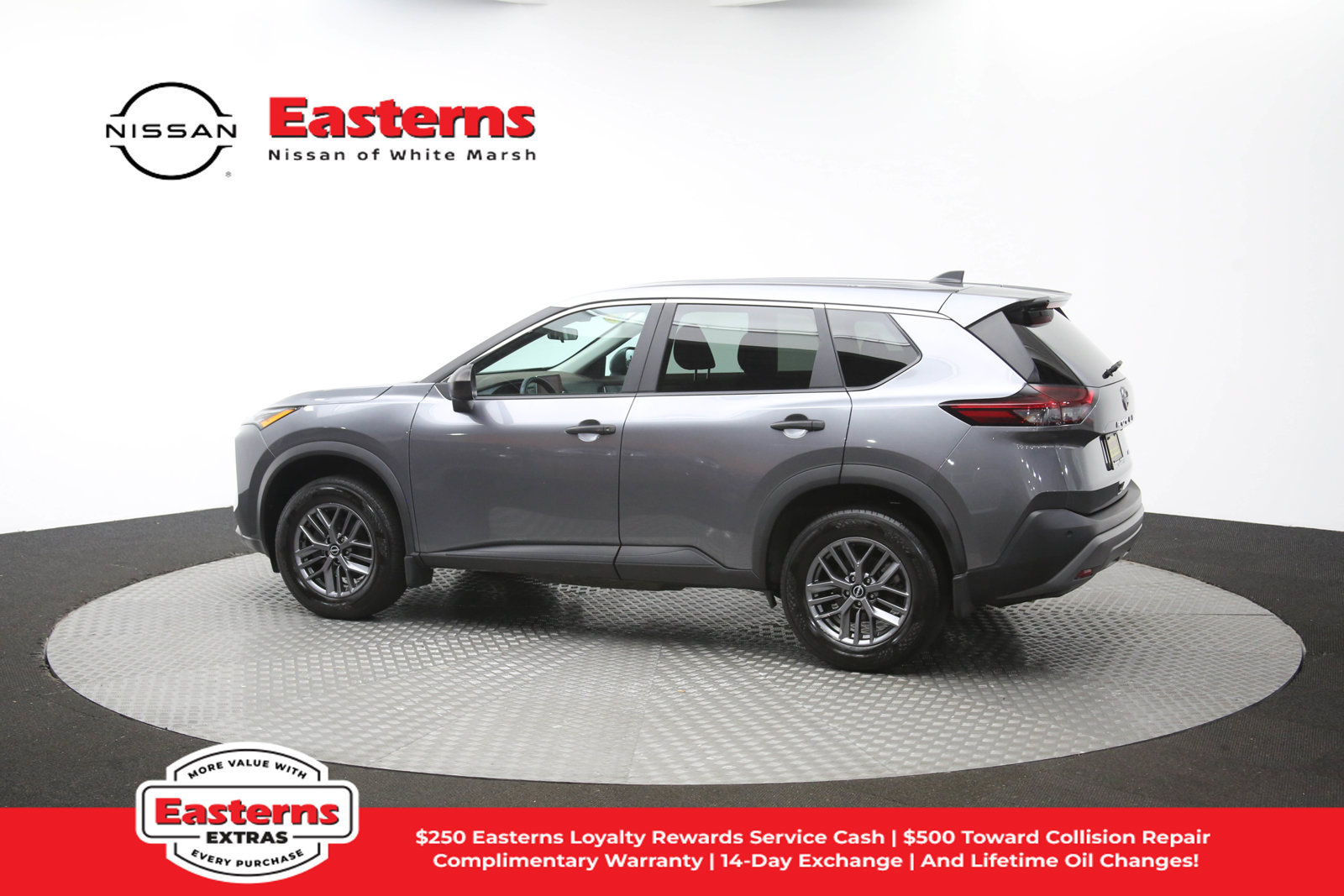 Used 2023 Nissan Rogue S AWD/4WD image 60