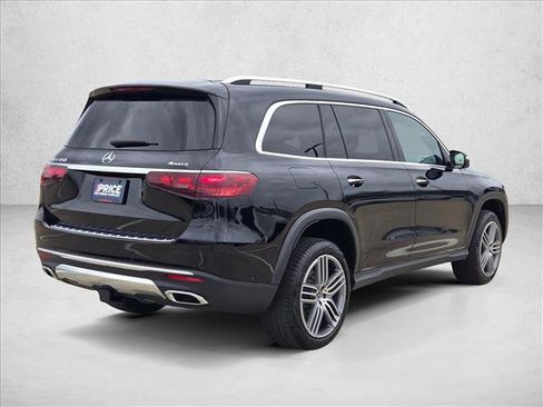 Used 2025 Mercedes-Benz GLS 450 4MATIC image 5