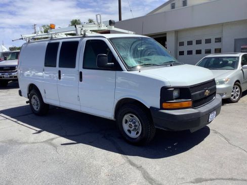 Used 2016 Chevrolet Express 2500 w/ Cold Climate Package RWD image 1