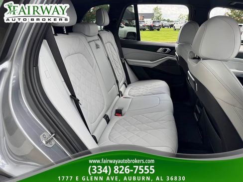 Used 2026 BMW X5 sDrive40i RWD image 13