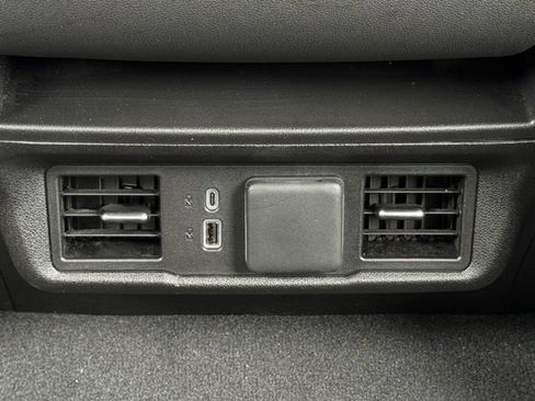 Used 2026 GMC Sierra 1500 SLT AWD/4WD image 29