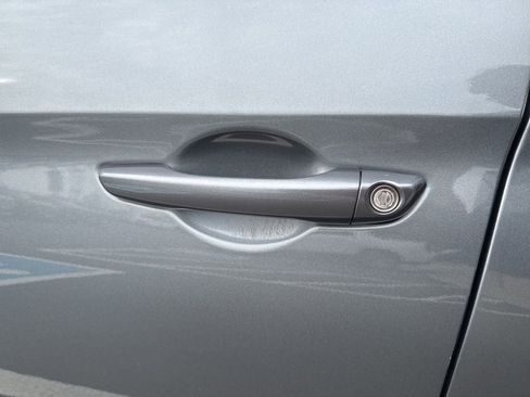 Used 2018 Hyundai Elantra SEL image 11