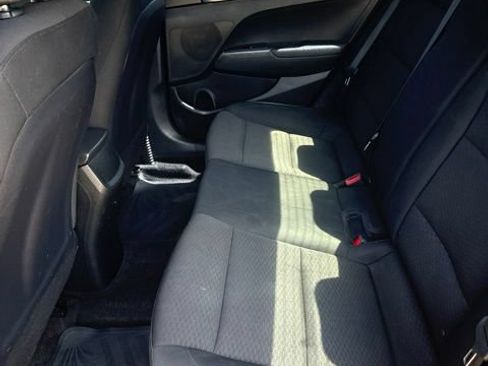 Used 2019 Hyundai Elantra SE w/ Cargo Package FWD image 11