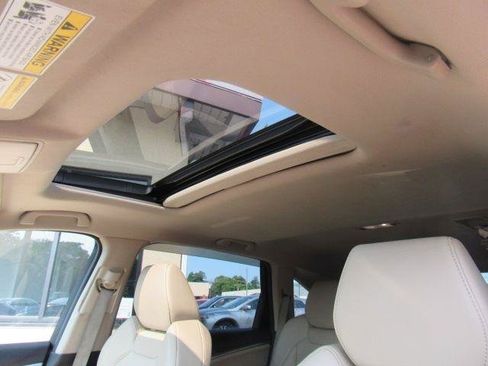 Used 2017 Acura MDX SH-AWD image 16