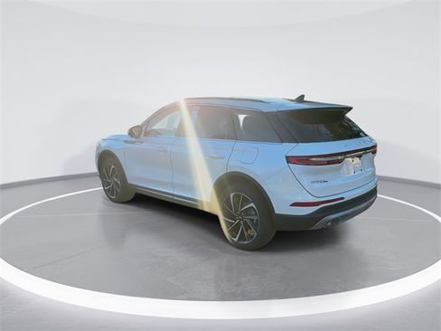 New 2026 Lincoln Corsair Reserve image 6