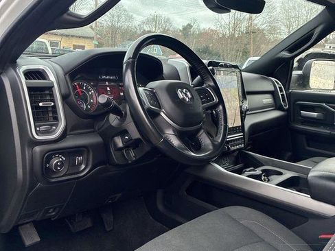 Used 2022 RAM 2500 Big Horn w/ Level C Equiment Group image 12