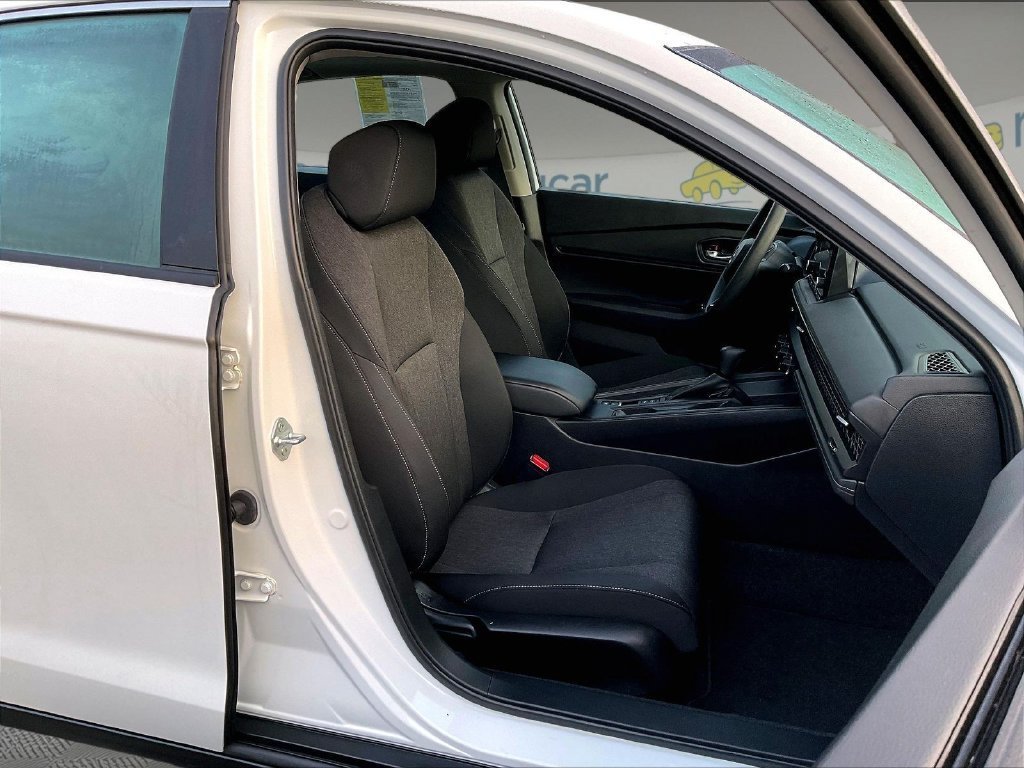 Used 2024 Honda Accord EX image 11