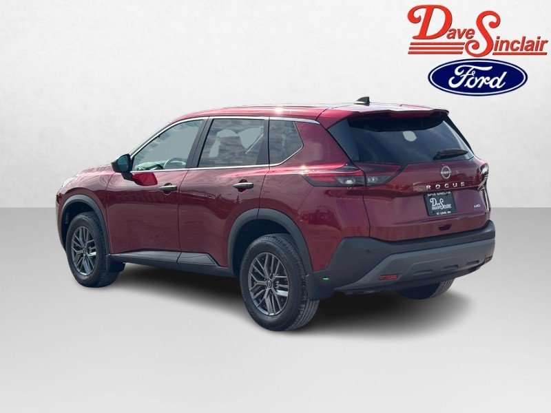 Used 2023 Nissan Rogue S AWD/4WD image 9