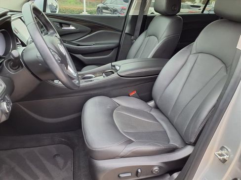 Used 2019 Buick Envision Essence image 23