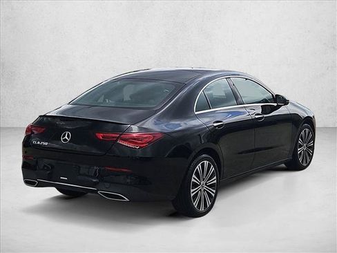 Used 2023 Mercedes-Benz CLA 250 image 5