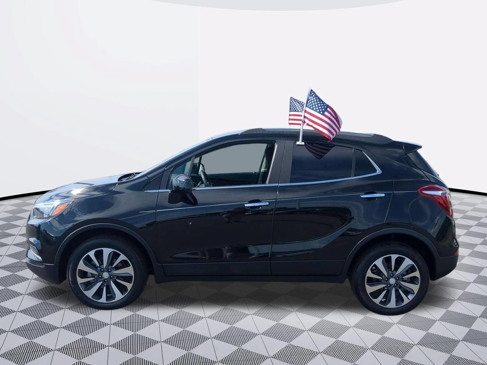 Certified 2022 Buick Encore Preferred w/ Safety Package AWD/4WD image 4