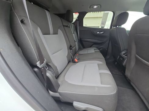 Used 2025 Chevrolet Blazer LT AWD/4WD image 29