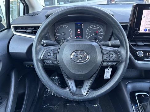 Used 2023 Toyota Corolla LE FWD image 14