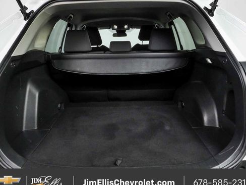 Used 2025 Toyota RAV4 XLE FWD image 28