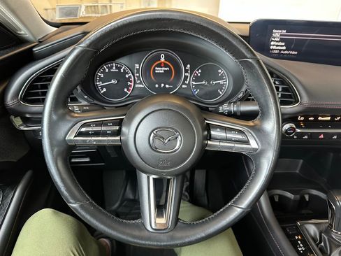 Used 2023 MAZDA MAZDA3 s FWD image 2