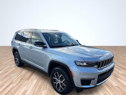 New 2025 Jeep Grand Cherokee L Limited image 3