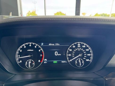 Used 2017 Genesis G90 3.3T Premium image 27