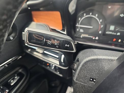 Used 2020 Lincoln Corsair Reserve w/ Equipment Group 201A FWD image 19