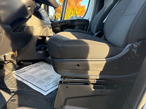 Used 2023 RAM ProMaster 2500 image 11