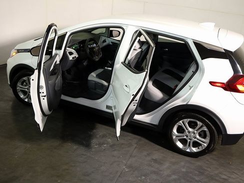 Used 2020 Chevrolet Bolt LT image 5