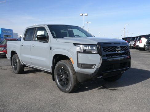 New 2026 Nissan Frontier SV image 2