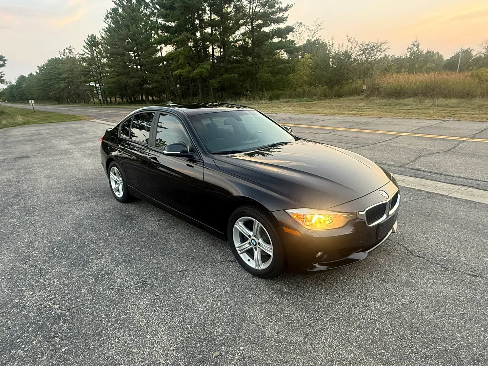 Used 2015 BMW 328i xDrive Sedan AWD/4WD image 4