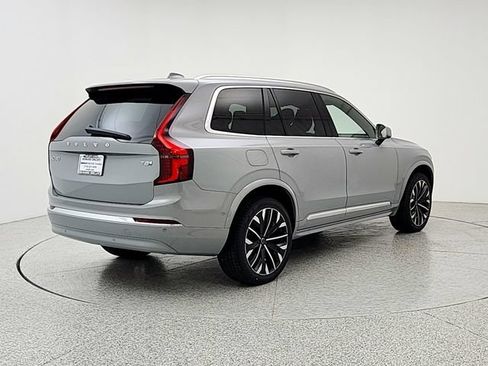 New 2026 Volvo XC90 T8 Plus AWD/4WD image 5