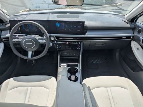Used 2025 Hyundai Sonata SEL FWD image 27