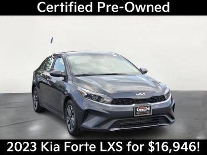 Used 2023 Kia Forte LXS