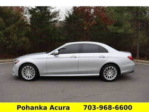 Used 2020 Mercedes-Benz E 350 4MATIC Sedan image 4