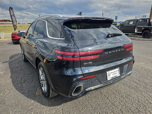 Used 2025 Genesis GV70 2.5T image 5
