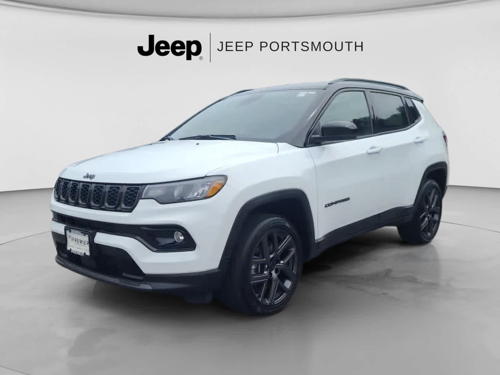 Used 2026 Jeep Compass Limited AWD/4WD image 3