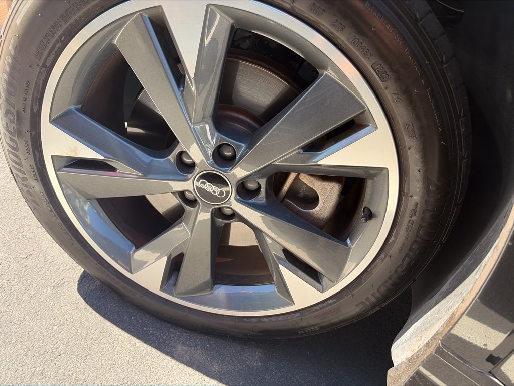 Used 2023 Audi Q4 e-tron Premium AWD/4WD image 8