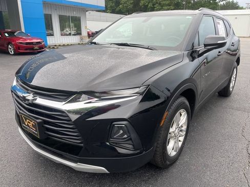 Used 2020 Chevrolet Blazer LT AWD/4WD image 3