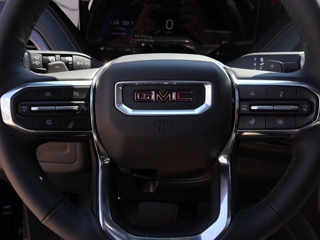 New 2026 GMC Yukon Elevation w/ LPO, Floor Liner Package AWD/4WD image 38