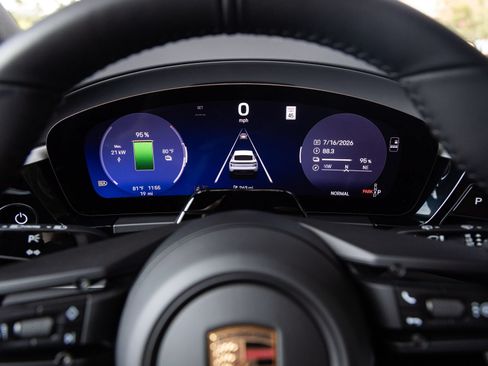 Certified 2026 Porsche Macan 4 Electric AWD/4WD image 14