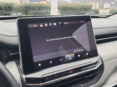 Used 2022 Jeep Compass Limited image 24