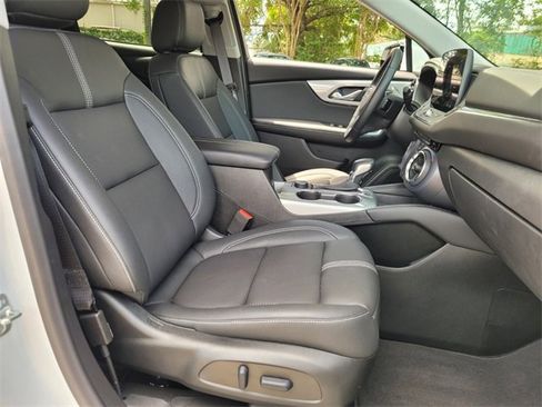 Used 2025 Chevrolet Blazer LT image 22