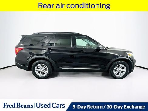 Certified 2023 Ford Explorer XLT w/ Class IV Trailer Tow Package AWD/4WD image 10