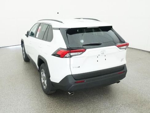 New 2025 Toyota RAV4 XLE image 6