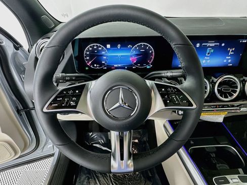 Certified 2026 Mercedes-Benz GLA 250 image 11