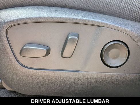 Used 2024 Chevrolet Traverse LT w/ Enhanced Driving Package FWD image 18