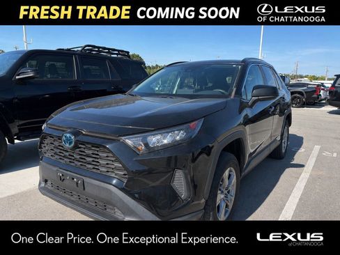 Used 2022 Toyota RAV4 LE AWD/4WD image 1