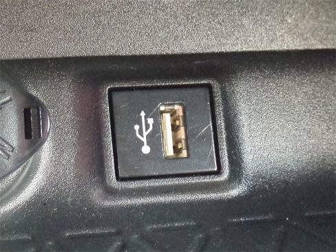 Used 2023 Toyota RAV4 XLE image 21