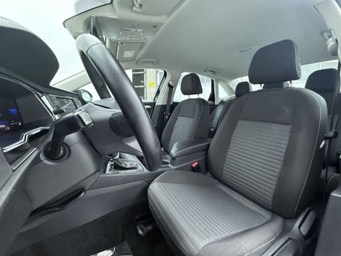 Used 2023 Volkswagen Jetta S image 10