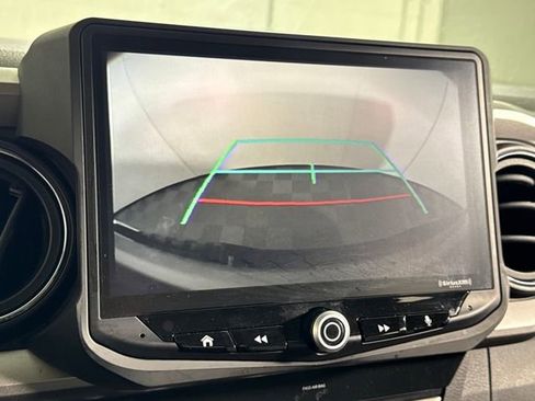 Used 2019 Toyota Tacoma SR5 image 31