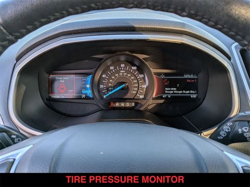 Used 2019 Ford Edge SEL w/ Equipment Group 201A image 26