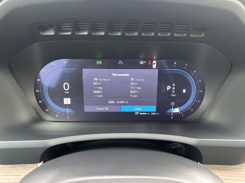 Certified 2025 Volvo XC90 B5 Plus image 27