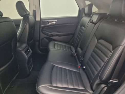 Used 2022 Ford Edge SEL image 18