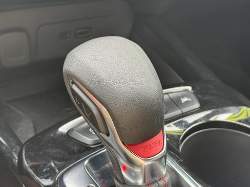 Used 2024 Chevrolet Trax RS w/ Sunroof Package FWD image 13